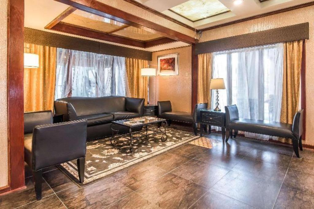 Quality Hotel 3*